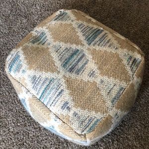 Decorative Pouf. 2’ x 2’.
